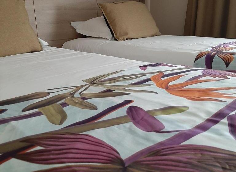 标准间, Relais Saint Jacques  Chateauroux