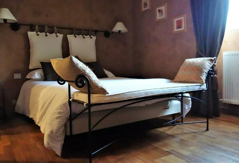 غرفة قياسية, Restaurant Chartron