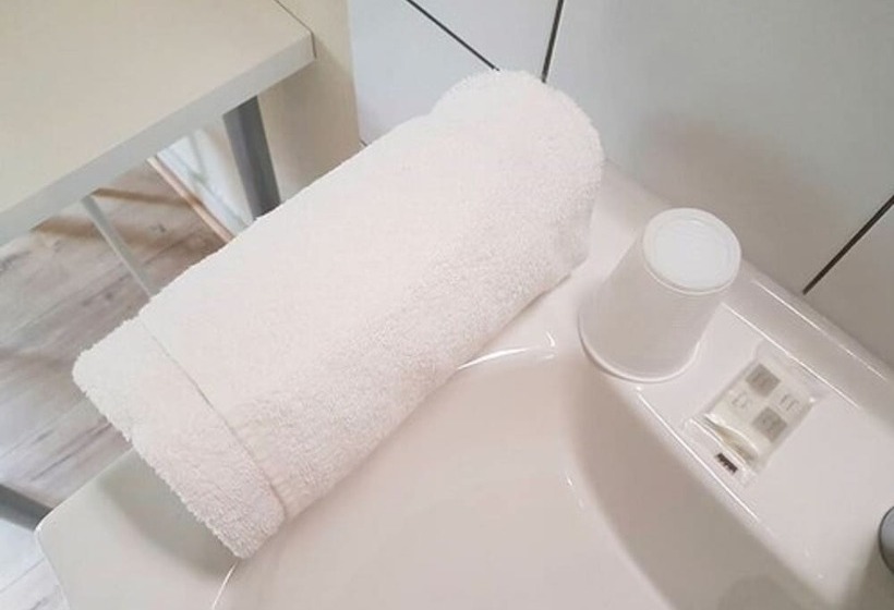 غرفة قياسية ثلاثية, Weber