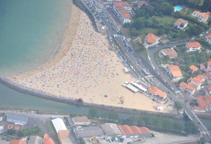 Апартаменты 1 Спальня, Belarra