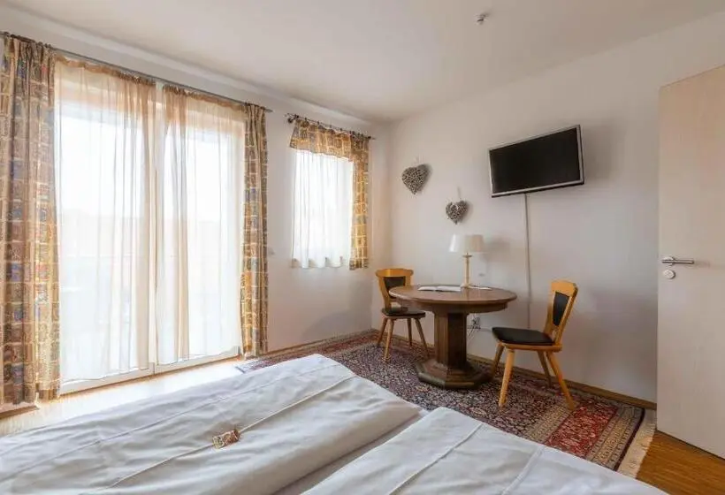 バルコニー付きデラックスルーム, Altstadthotel Marktschlösschen