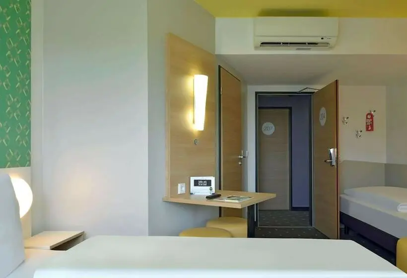 Standard Kolmen Hengen Huone, B&b Hotel Oberhausen Am Centro