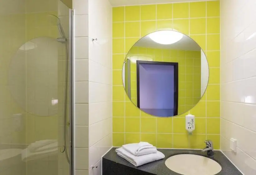 Perhehuone, B&b Hotel Oberhausen Am Centro