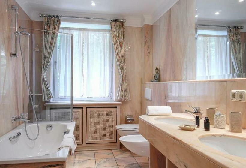 Люкс Ejecutiva 2 Спальни, Villa Adolphine