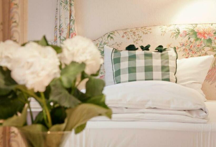 Номер Стандарт Индивидуальный, Villa Adolphine