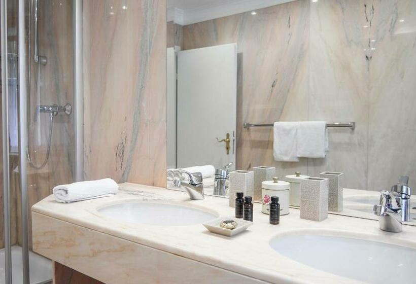 Люкс Ejecutiva 2 Спальни, Villa Adolphine