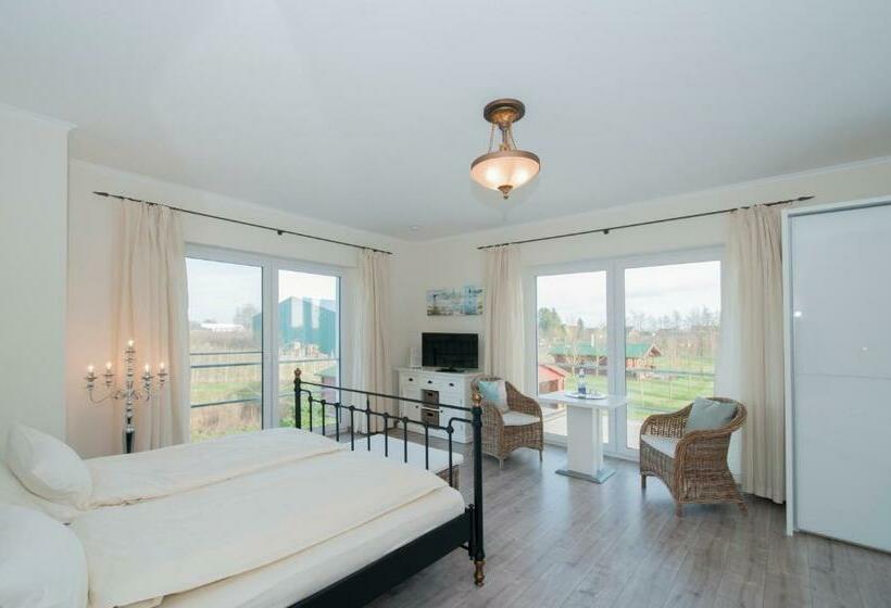 豪华房间, Villa Altes Land