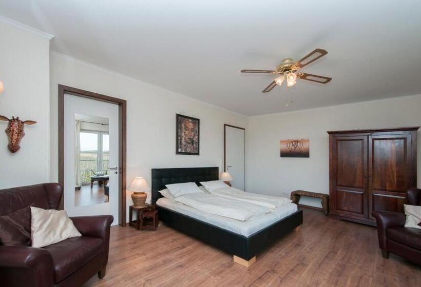 豪华房间, Villa Altes Land