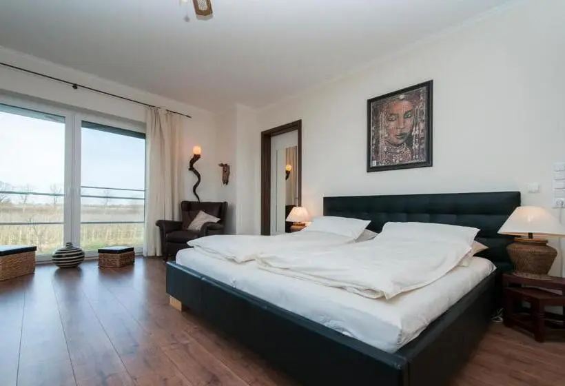 デラックスルーム, Villa Altes Land