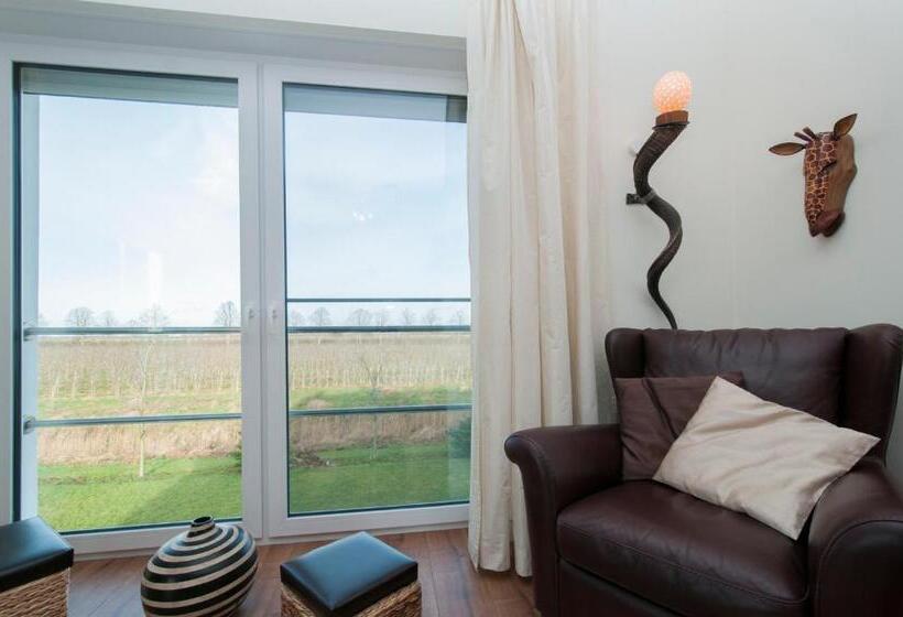 豪华房间, Villa Altes Land