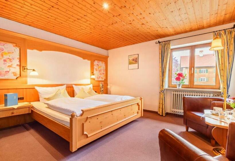 اتاق اکونومی, Familien Und Wellnesshotel Landhaus Viktoria