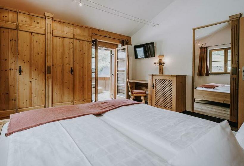 سوئیت 2 خوابه, Alpe Dornach