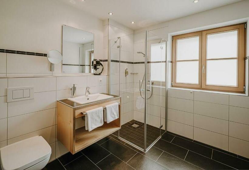 سوئیت 2 خوابه, Alpe Dornach