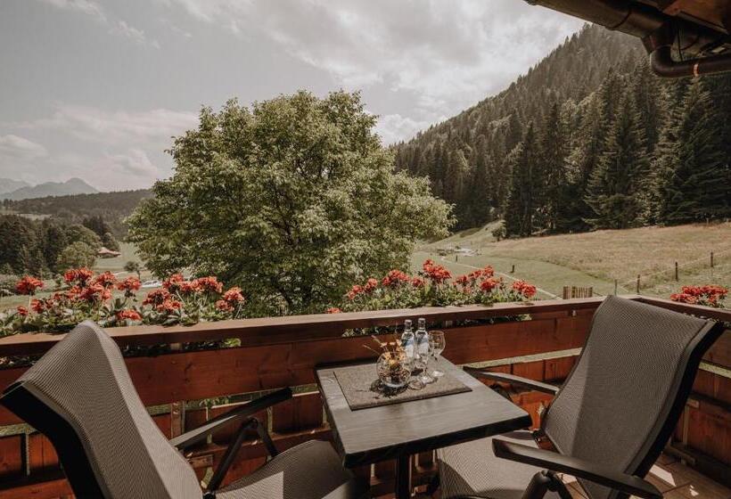 Номер Deluxe с Балконом, Alpe Dornach