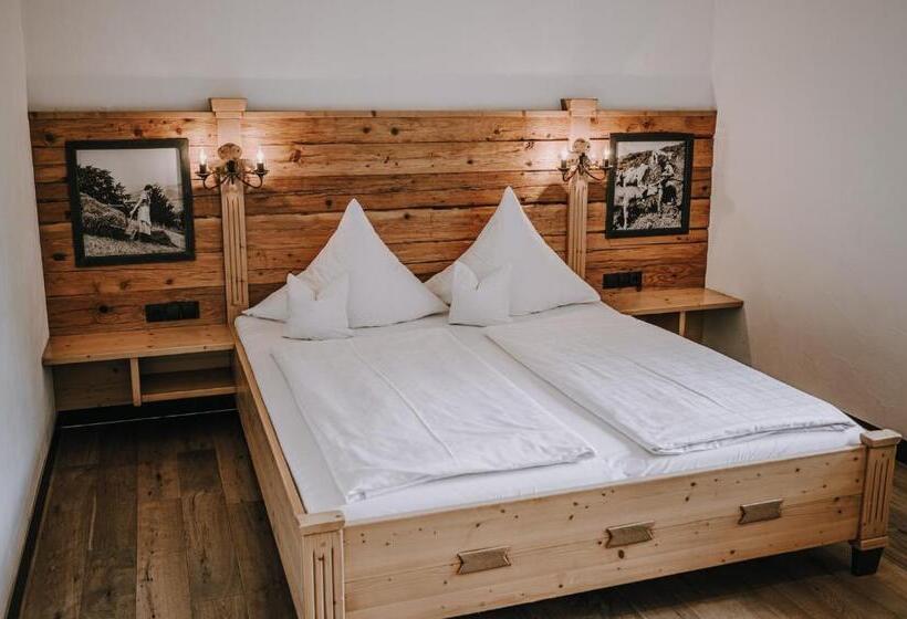 اتاق لوکس با بالکن, Alpe Dornach