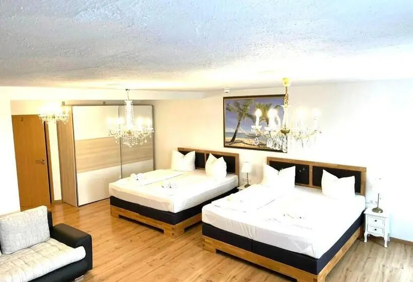 Quarto Familiar, Anker
