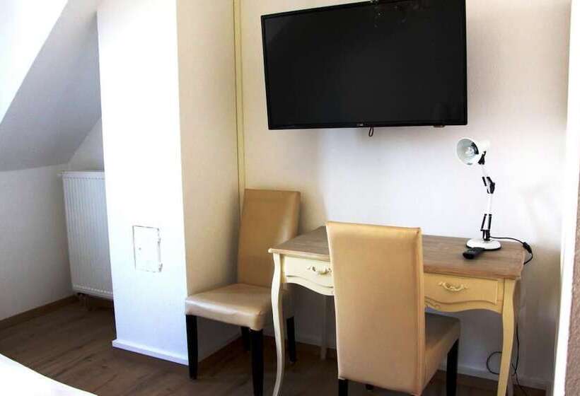 Номер Стандарт, Anker