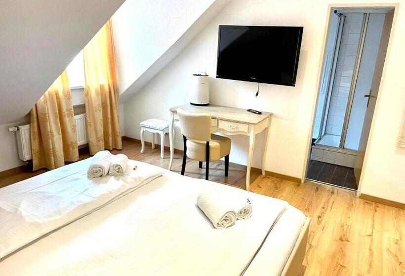 Номер Стандарт, Anker