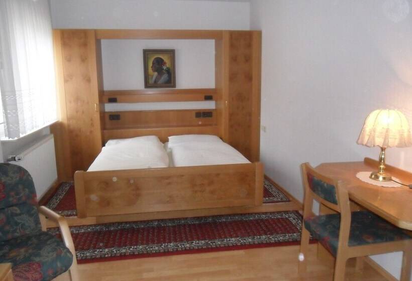 Номер Стандарт, Badstube