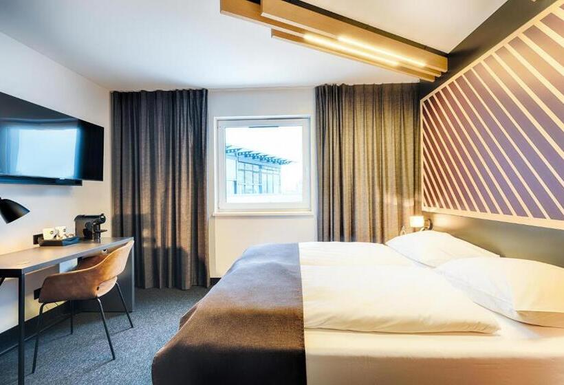 Номер Стандарт, B&b Hotel Bonn West