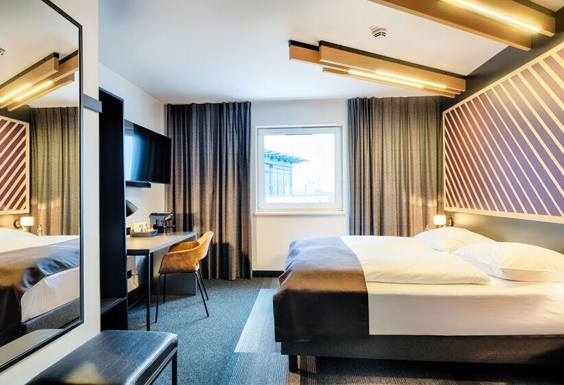 Номер Стандарт, B&b Hotel Bonn West