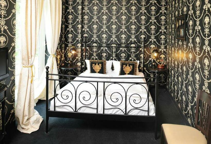 스탠다드 룸, Bucheneck