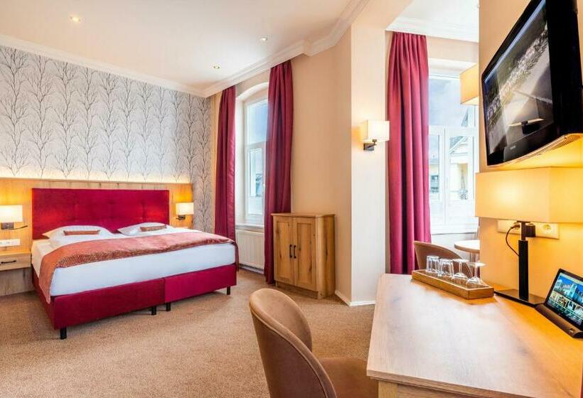 Номер Стандарт, Buchenpark