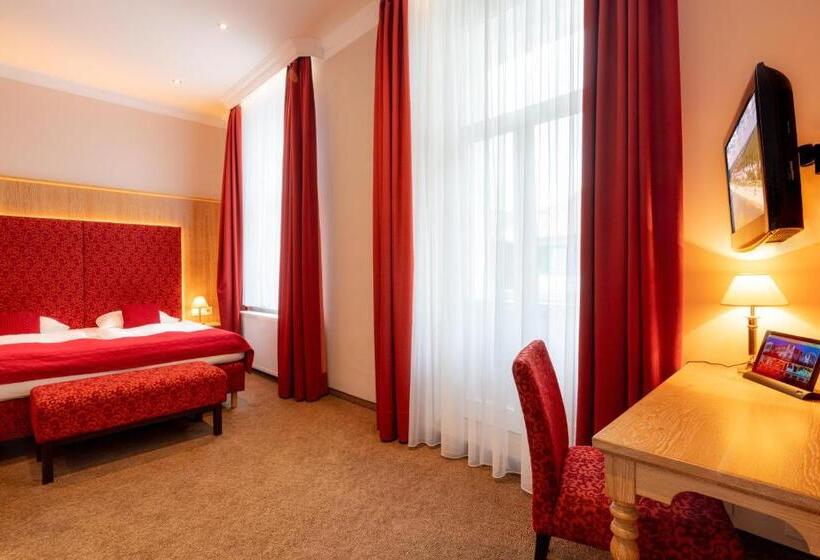 Comfort room with balcony, Buchenpark