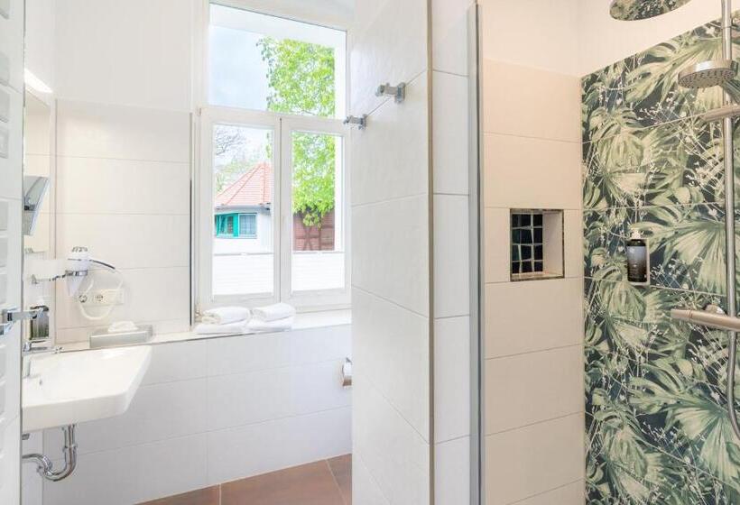 Люкс Комфорт, Buchenpark