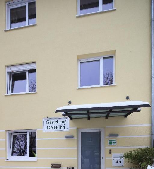 סוויטת ג'וניור עם טרסה, Dah Inn