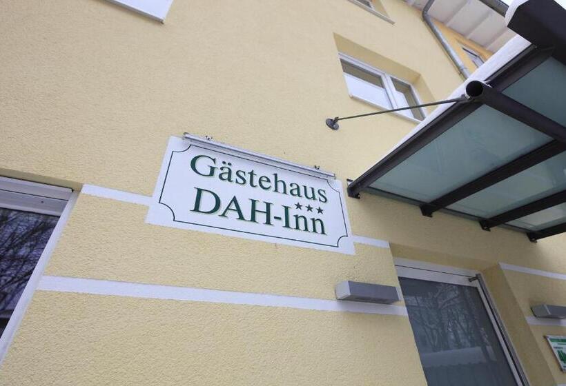 סוויטת ג'וניור עם טרסה, Dah Inn