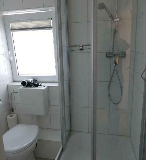 스탠다드 룸, Deutscher Hof