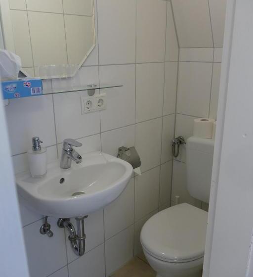 스탠다드 룸, Deutscher Hof