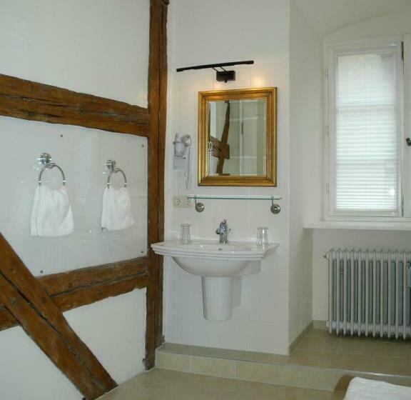 غرفة قياسية, Goldenes Kreuz