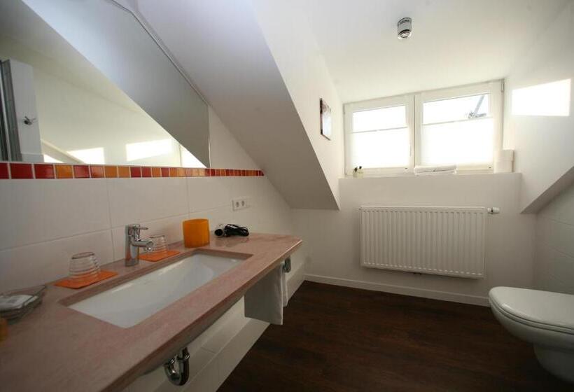 コンフォートルーム, Gutenberg