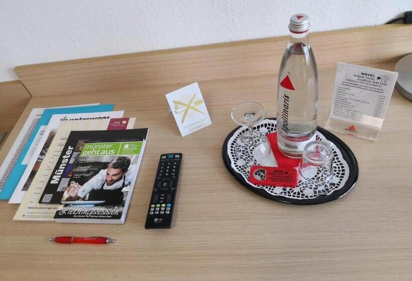 اتاق استاندارد سه نفره, Haus Vom Guten Hirten