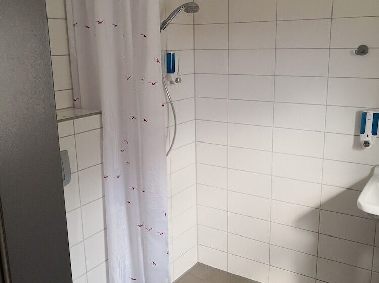 اتاق استاندارد یک نفره, Haus Vom Guten Hirten