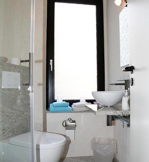 דירת חדר, Klenkes Am Bahnhof