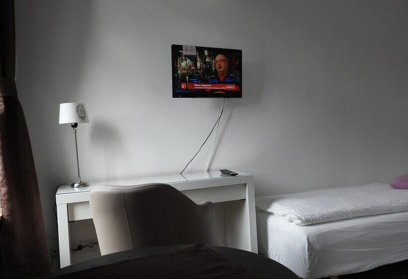 דירת חדר, Klenkes Am Bahnhof