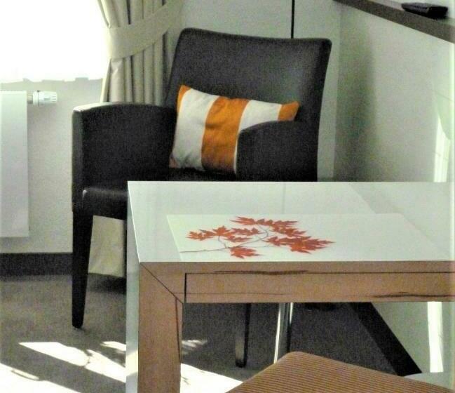 חדר בסיסי, Miramar