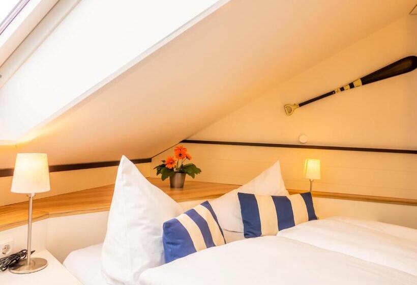 חדר סטנדרט נוף לגינה, Miramar