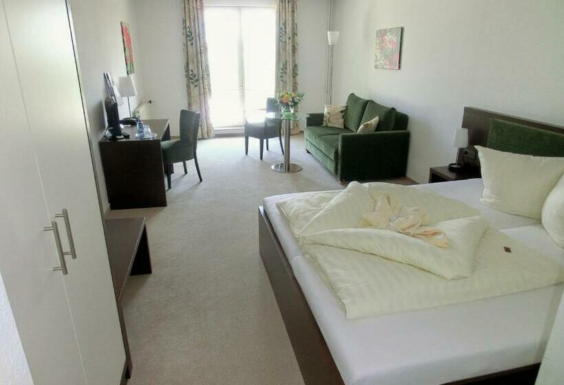 Comfort room with lake view, Müritzterrasse
