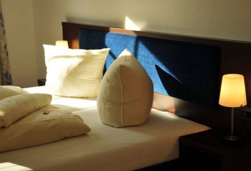 Comfort room with lake view, Müritzterrasse