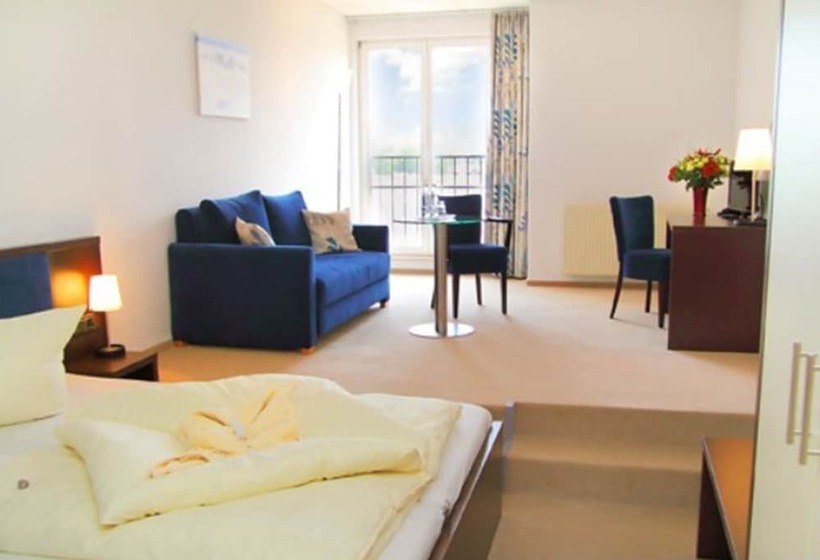 Comfort room with lake view, Müritzterrasse