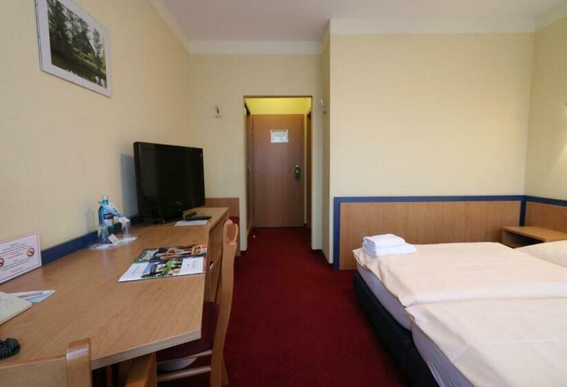 Номер Стандарт, Radduscher Hafen