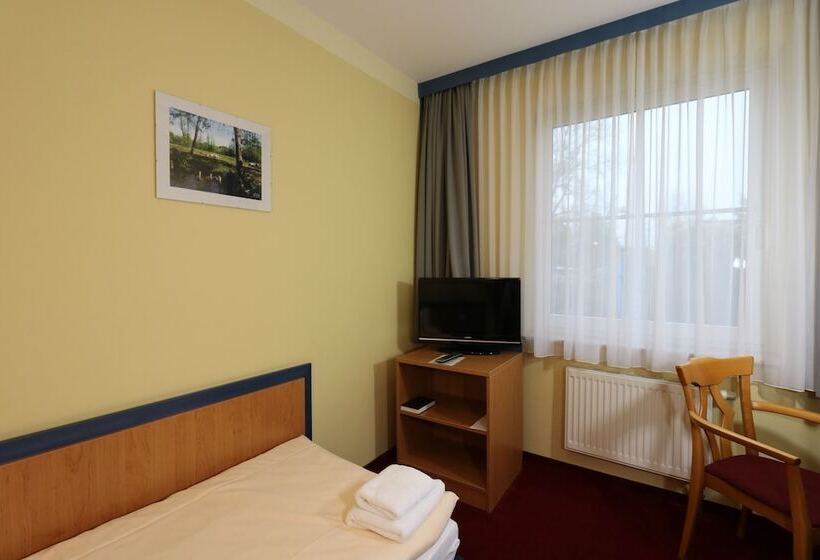 Номер Стандарт Индивидуальный, Radduscher Hafen