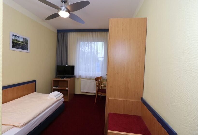 Номер Стандарт Индивидуальный, Radduscher Hafen