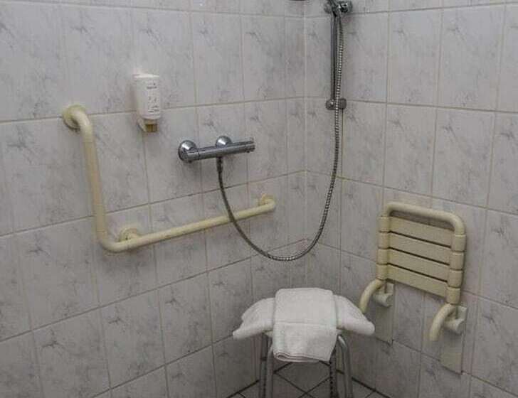 Номер Стандарт Адаптированный для Инвалидов, Radduscher Hafen