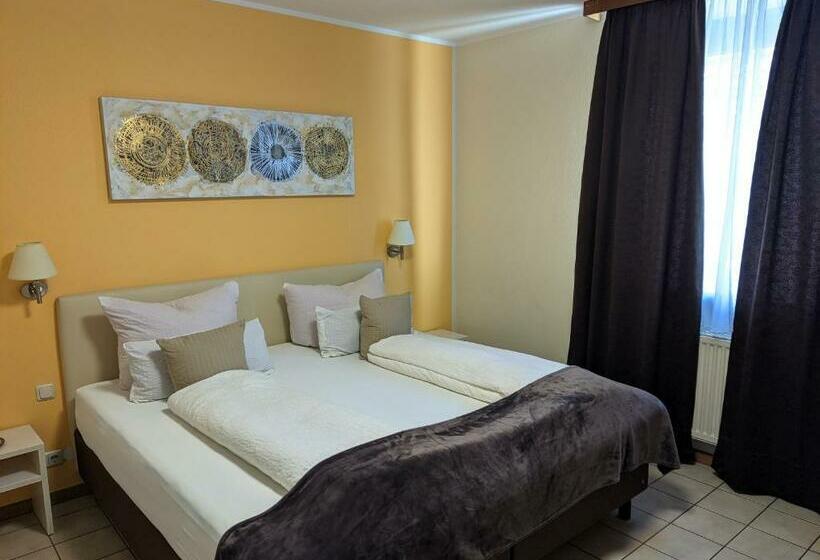 Номер Стандарт, Rath