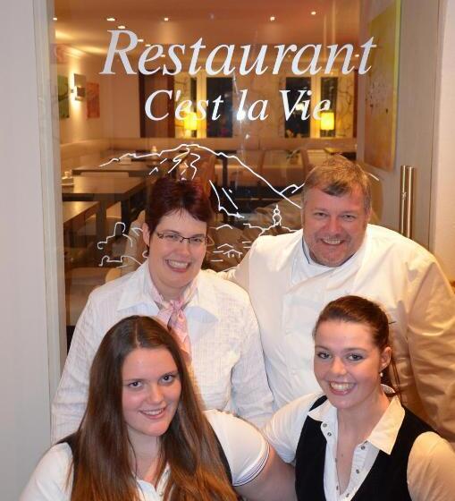 Семейный Номер Вид на Горы, Restaurant Bellevue